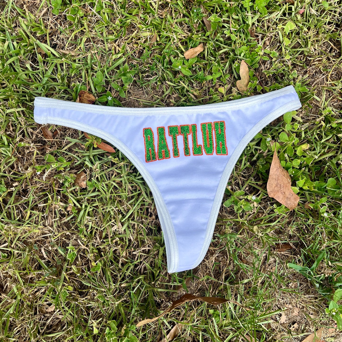 Famu thongs